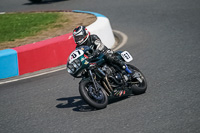 enduro-digital-images;event-digital-images;eventdigitalimages;mallory-park;mallory-park-photographs;mallory-park-trackday;mallory-park-trackday-photographs;no-limits-trackdays;peter-wileman-photography;racing-digital-images;trackday-digital-images;trackday-photos